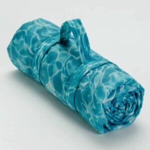 ISO Baggu Puffy Picnic Blanket - Pool